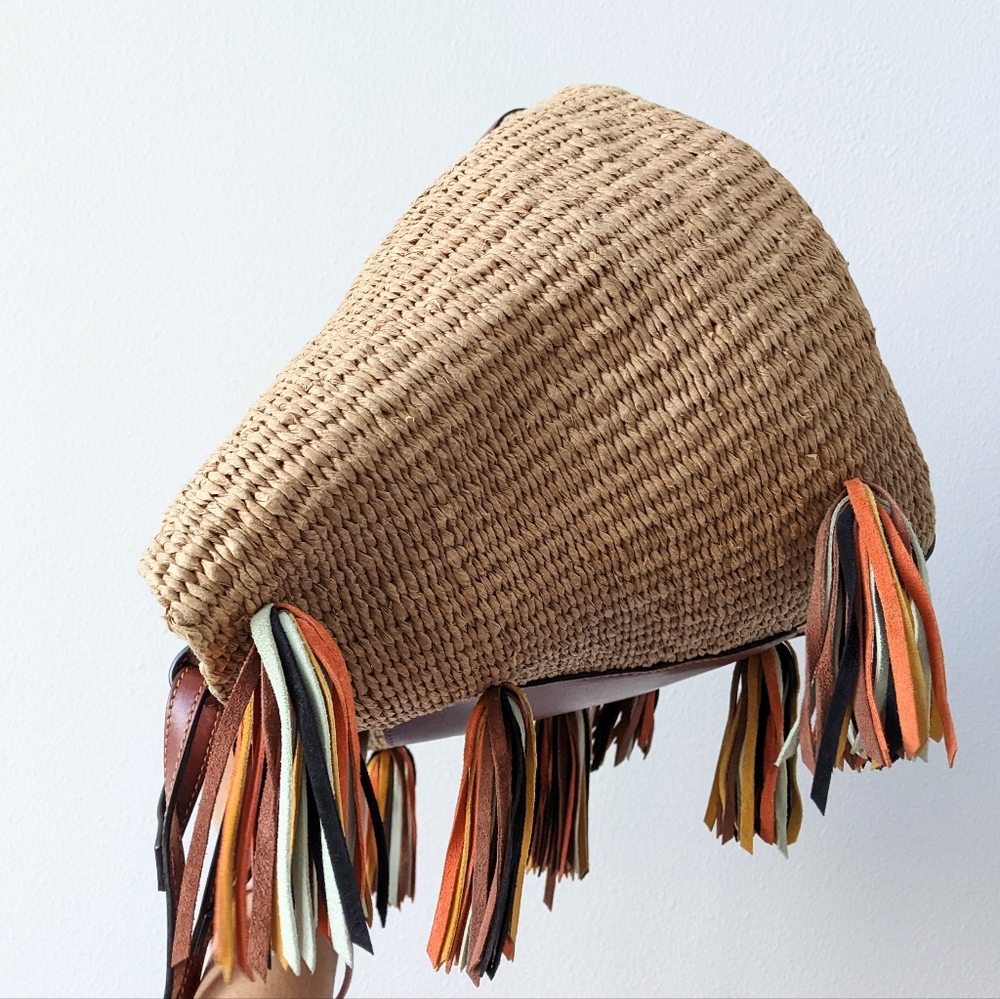 Chloe Tassel Raffia Bag - Picture 4 of 16